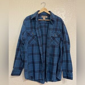 Duluth Trading Co Blue and Black Flannel, size L